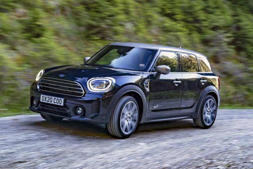 Обновленный Mini Countryman: цены в России