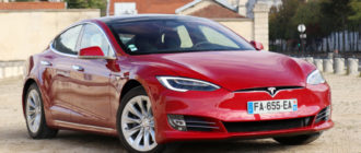 Интерфейс электромобилей Tesla: теперь на русском языке
