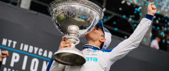 Алекс Палоу выиграл титул в IndyCar