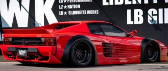 На торги выставлена эффектная Ferrari Testarossa с обвесом от Liberty Walk