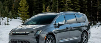 Обновленный минивэн Chrysler Pacifica: салон и цены