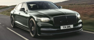 Седан Bentley Flying Spur обрел новое лицо и S-версию