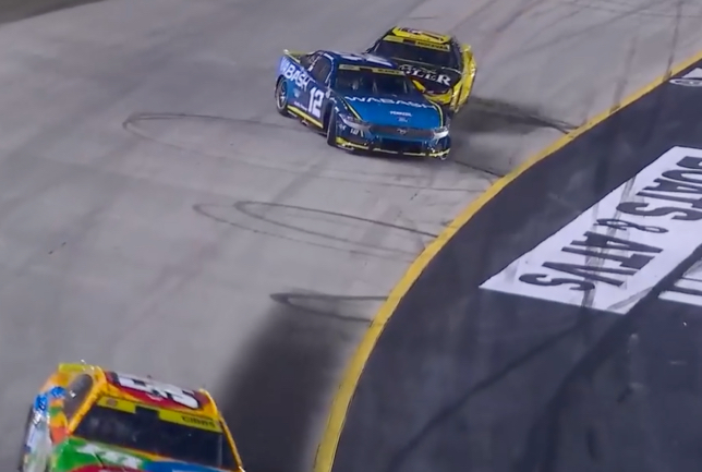 NASCAR: Гонка в Бристоле закончилась потасовкой